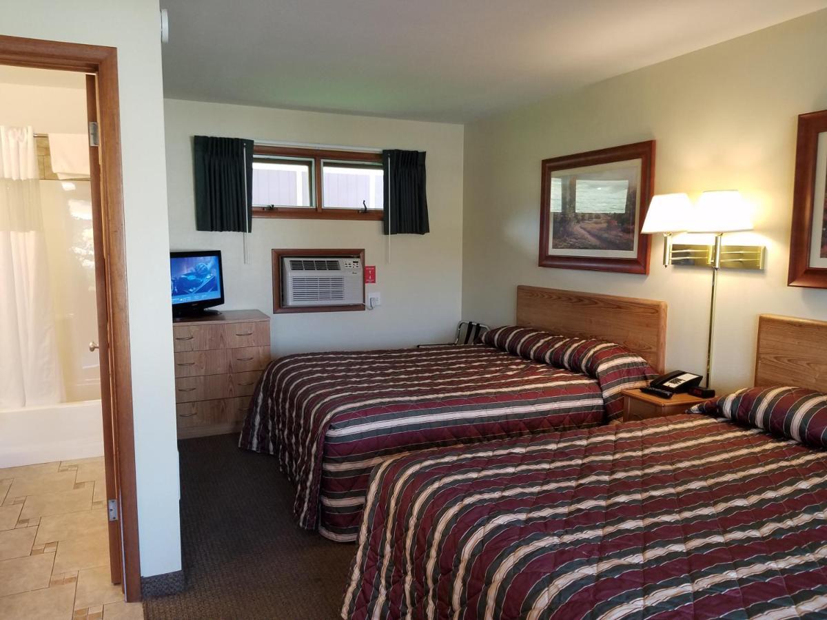 Black Hawk & Motel Wisconsin Dells